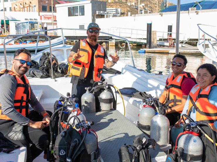 dive team cabo private guide