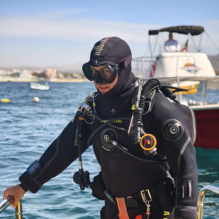 Martín J. Mendez PADI Course director in Cabo San Lucas