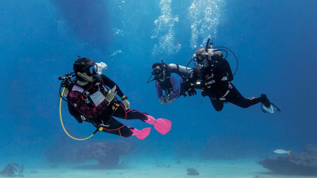 PADI master scuba diver trainer