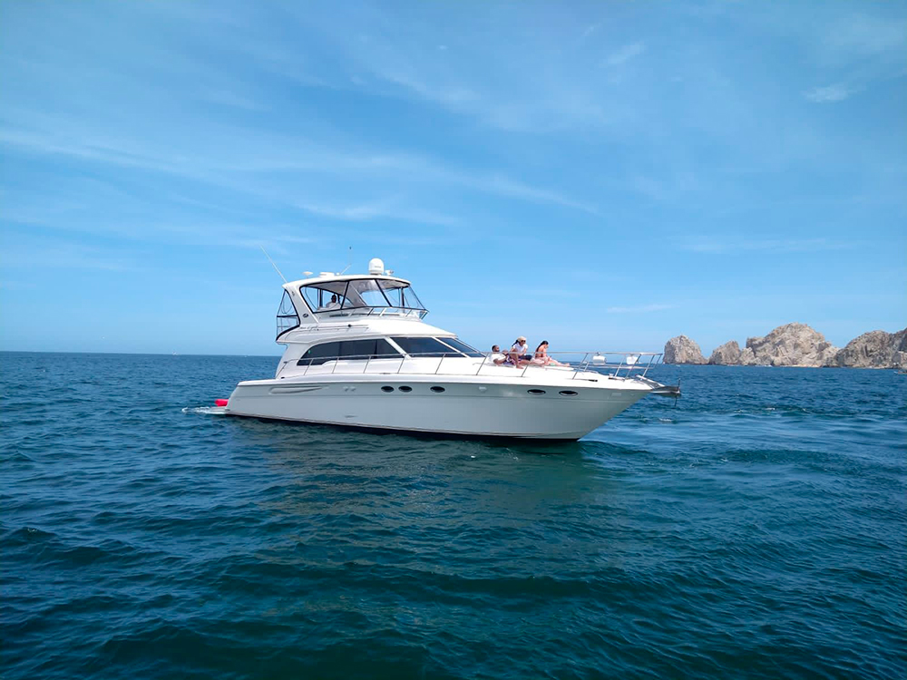 Private Yacht : Diving & Snorkeling in Cabo San Lucas